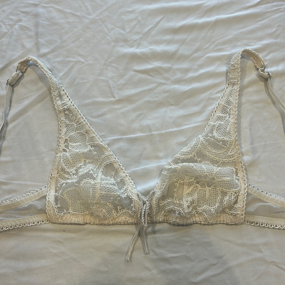 Victoria’s Secret bralette